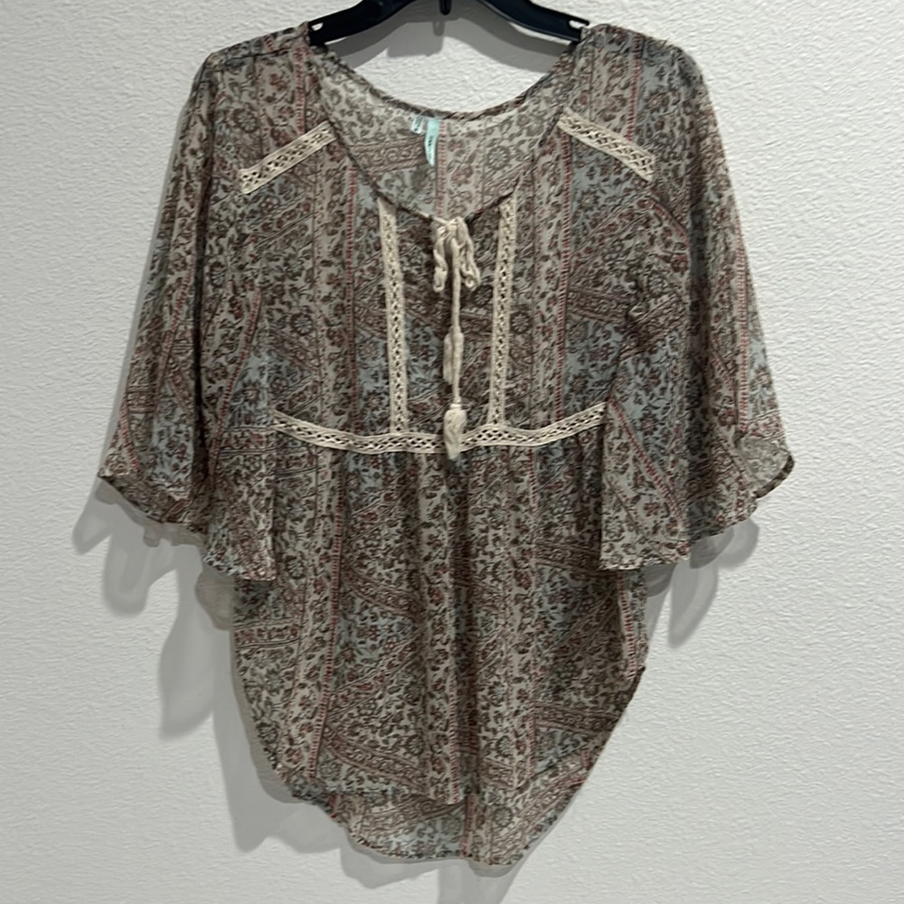 Maurice’s Top Floral Sheer Tassel